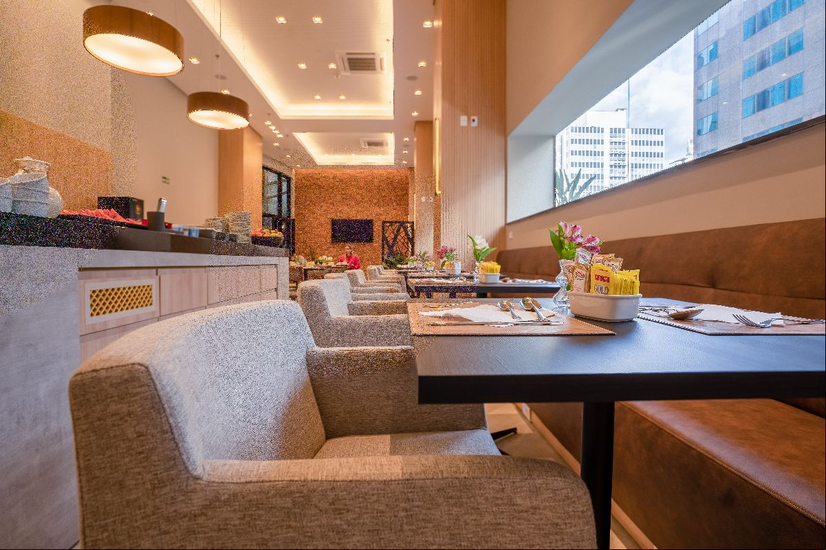 BUFFET COMPLETO E OPÇÕES À LA CARTE, CONHEÇA O RESTAURANTE FAMÍLIA CASTRO O ESPAÇO GASTRONÔMICO DO HOTEL STAYBRIDGE SUITES SÃO PAULO