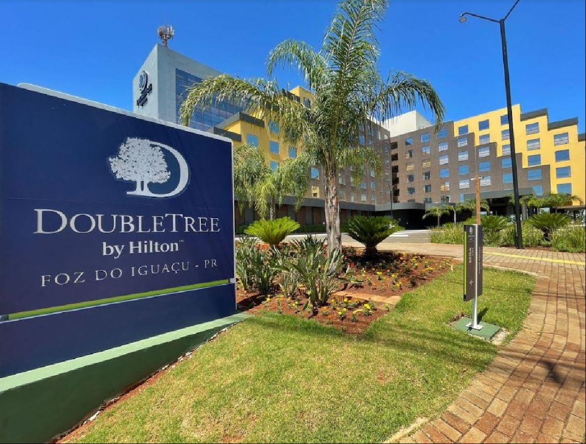 HOTEL DOUBLETREE BY HILTON É INAUGURADO EM FOZ DO IGUAÇU