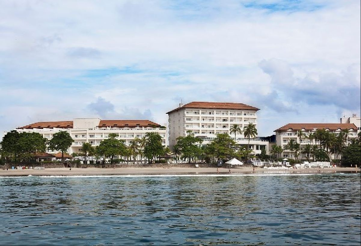 Hotel Jequitimar celebra prêmio internacional e 100 mil fãs no Instagram