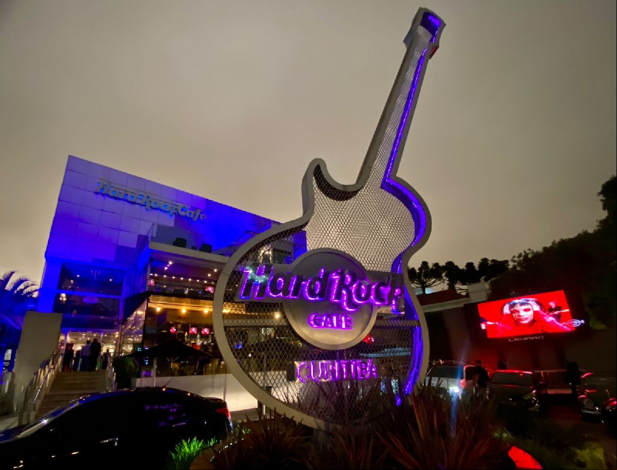 Hard Rock Café Curitiba é a maior unidade do Brasil combinando música e gastronomia