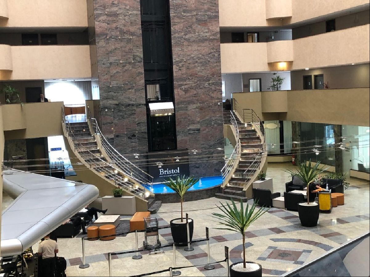 Bristol International Airport Hotel: localização e requinte para uma hospedagem funcional e inesquecível